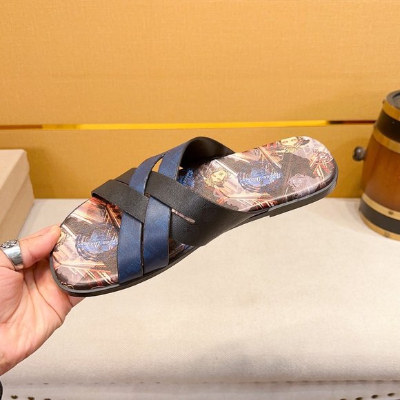 Versace 2023 official website new casual fashion slippers main image 4